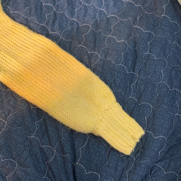 Greylin yellow sweater - Picture 5 of 6
